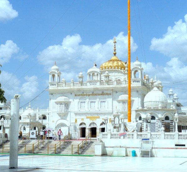 Char Sahibzade Image