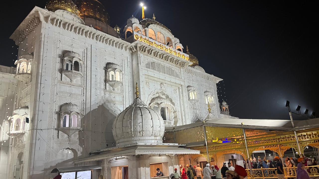 Gurudwara Bangla Sahib Ji — view 4