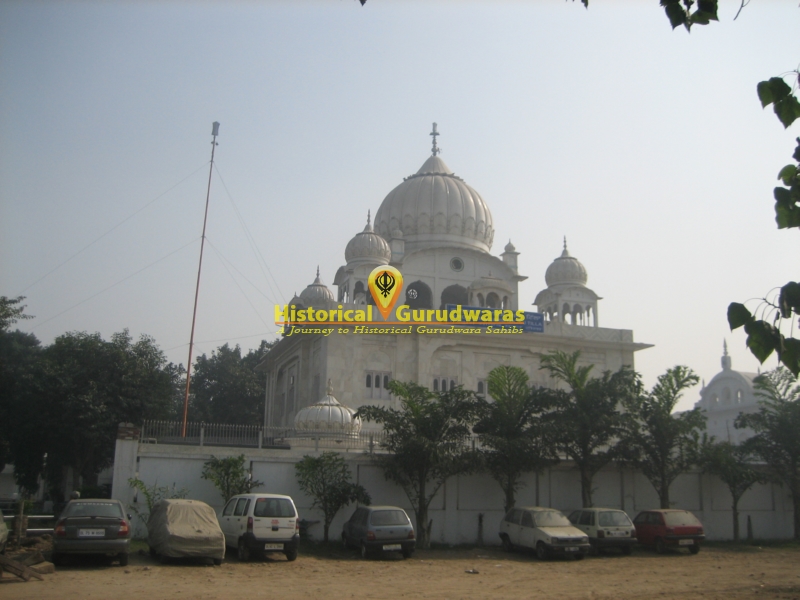 Gurudwara Sri Majnu Ka Tilla Sahib — view 5