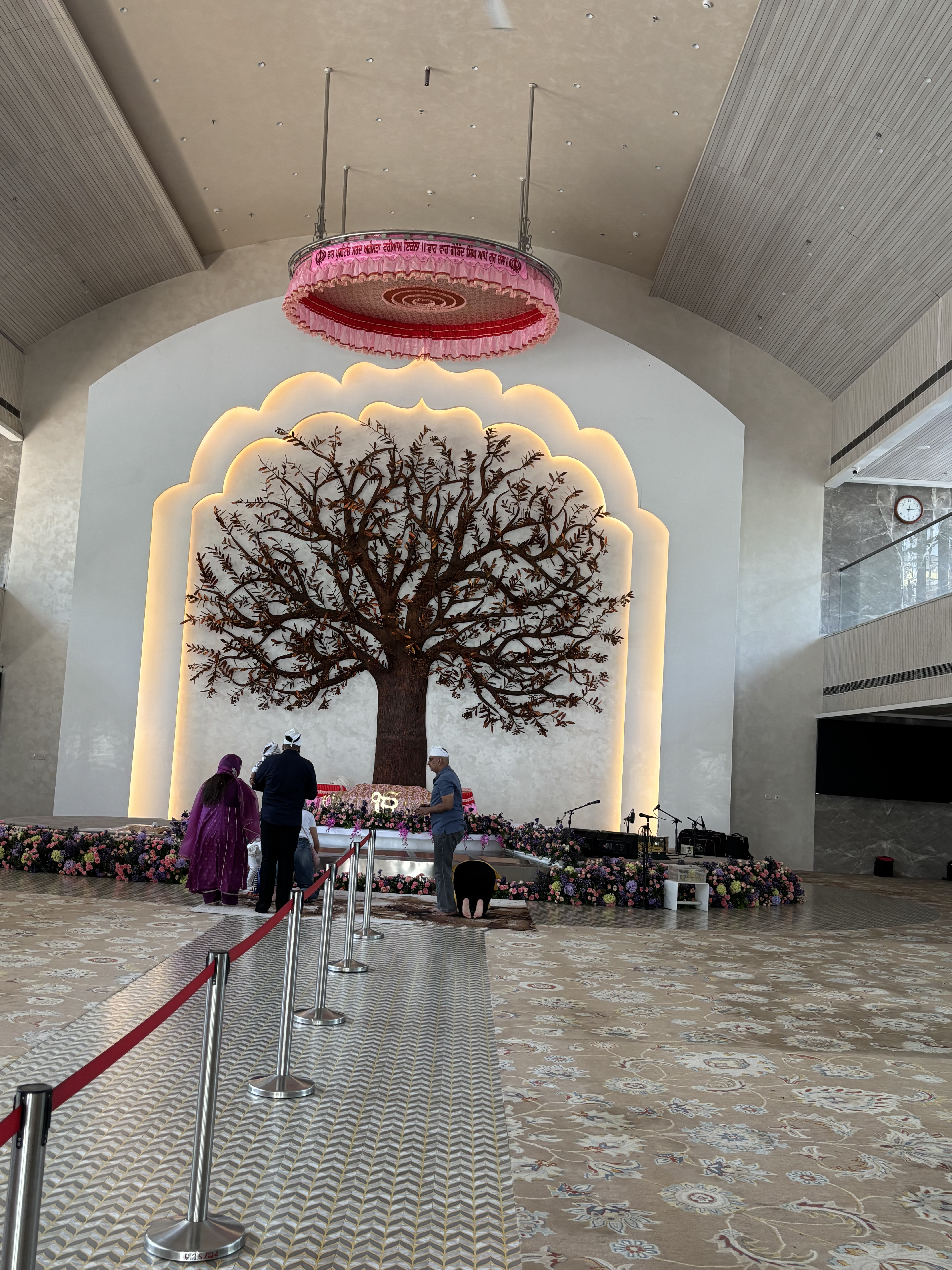 ਗੁਰਦੁਆਰਾ ਸ੍ਰੀ ਗੁਰੂ ਸਿੰਘ ਸਭਾ – ਡੀਐਲਐਫ ਸਿਟੀ ਫੇਜ਼ I — ਦ੍ਰਿਸ਼ 8