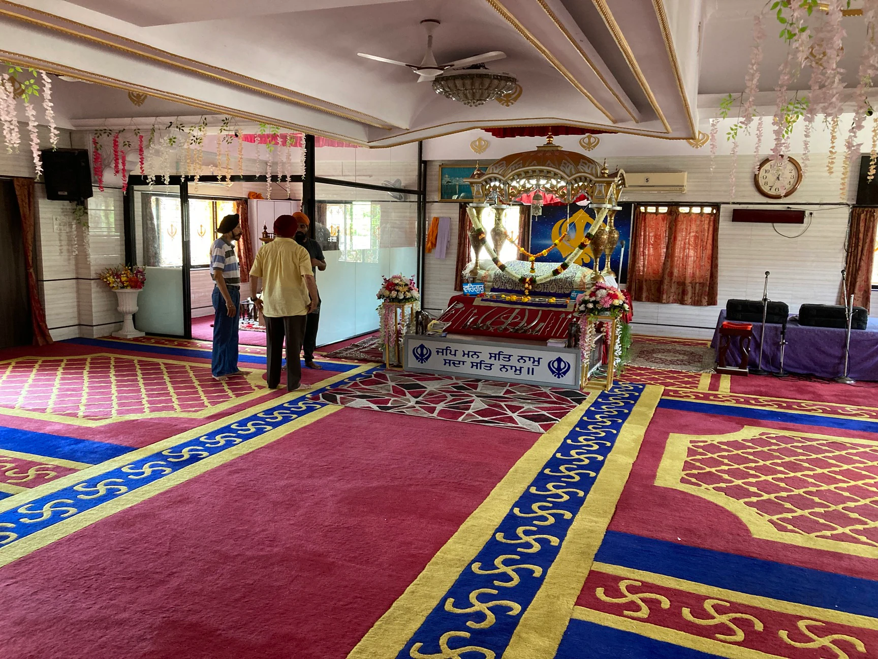 ਗੁਰਦੁਆਰਾ ਸ੍ਰੀ ਗੁਰੂ ਨਾਨਕ ਦਰਬਾਰ, ਅੰਧੇਰੀ — ਦ੍ਰਿਸ਼ 4