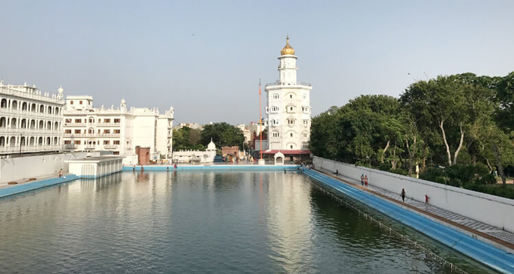 Gurudwara Baba Atal Sahib Ji — view 3